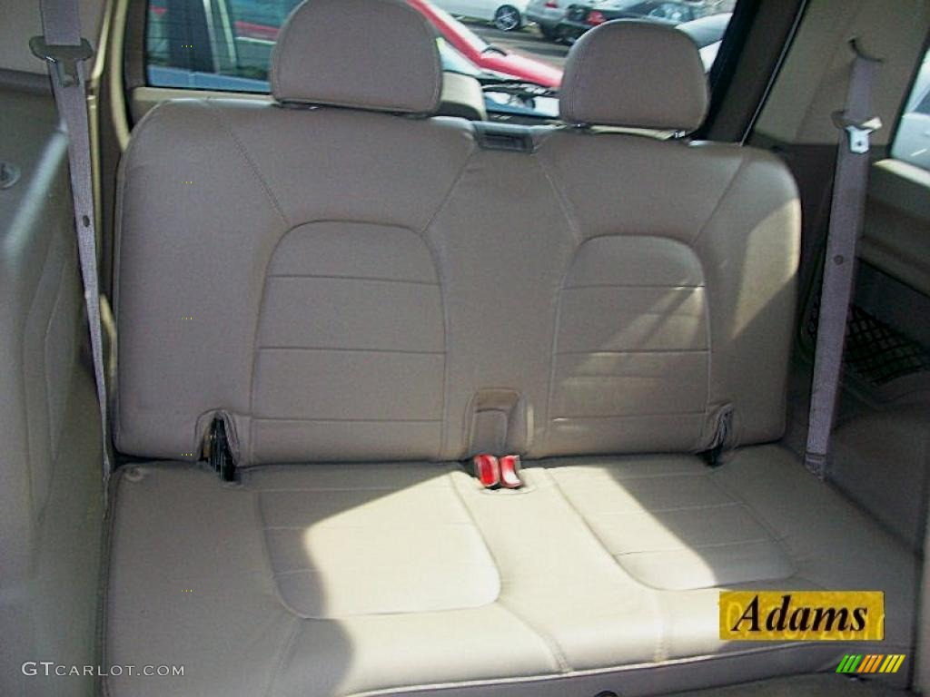 2004 Explorer Limited 4x4 - Ceramic White Tri Coat Metallic / Medium Parchment photo #14