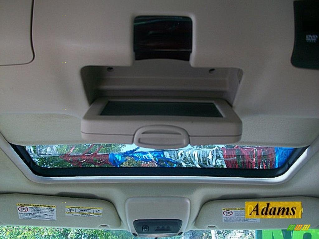 2004 Explorer Limited 4x4 - Ceramic White Tri Coat Metallic / Medium Parchment photo #19
