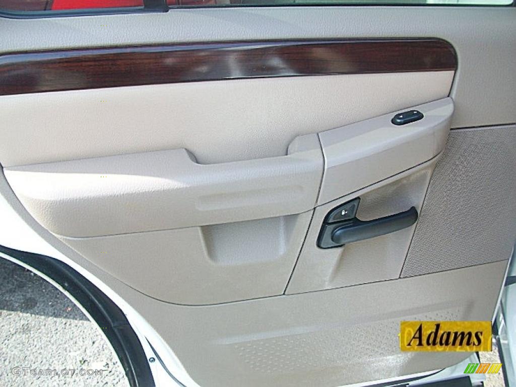 2004 Explorer Limited 4x4 - Ceramic White Tri Coat Metallic / Medium Parchment photo #24