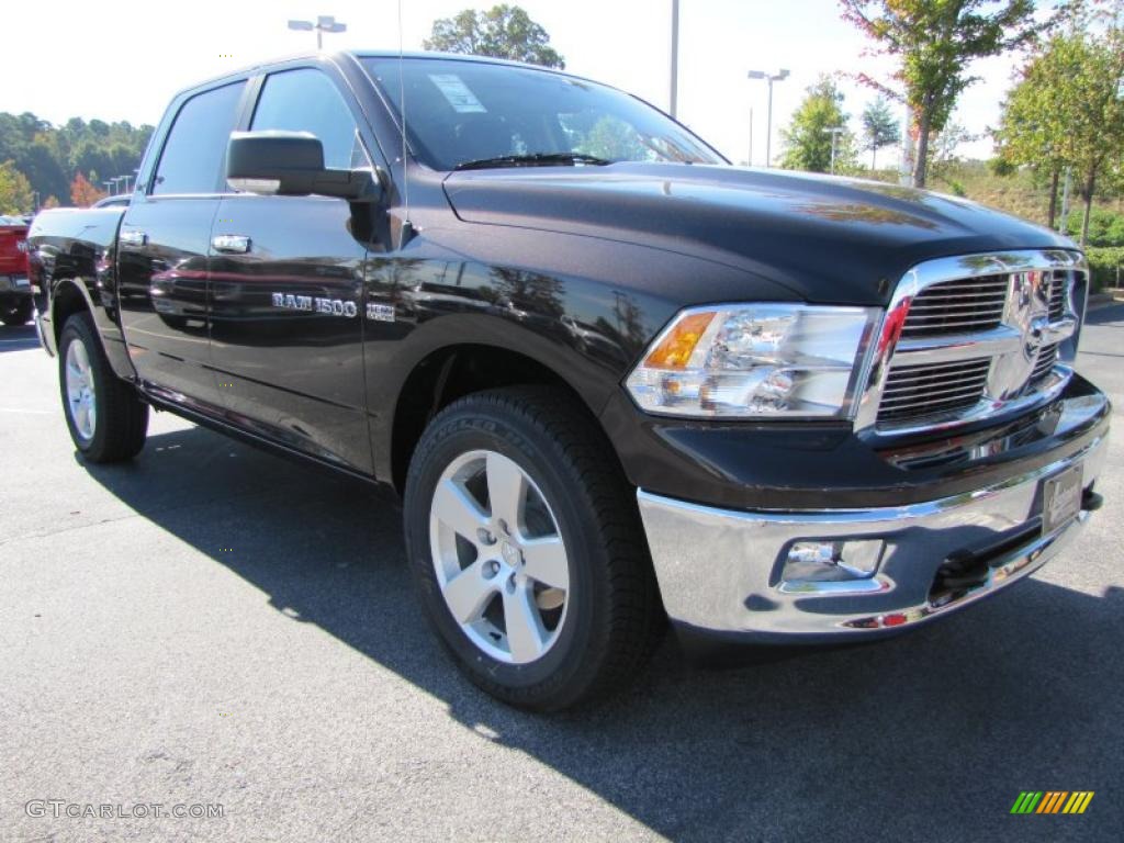 2011 Ram 1500 Big Horn Crew Cab - Rugged Brown Pearl / Dark Slate Gray/Medium Graystone photo #4