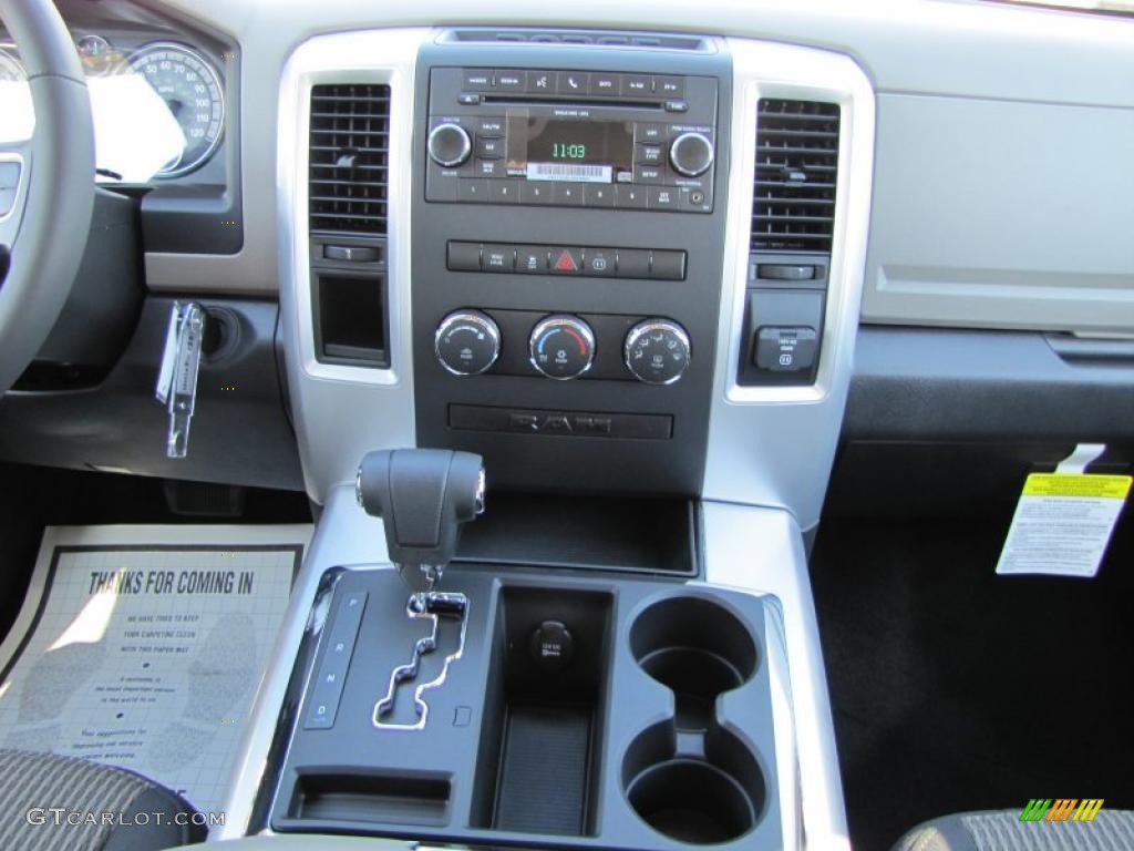 2011 Ram 1500 Big Horn Crew Cab - Rugged Brown Pearl / Dark Slate Gray/Medium Graystone photo #11