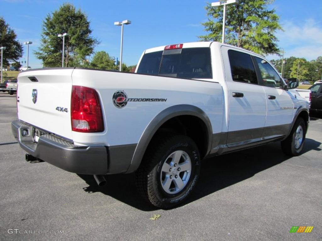 2011 Ram 1500 SLT Outdoorsman Crew Cab 4x4 - Bright White / Dark Slate Gray/Medium Graystone photo #3