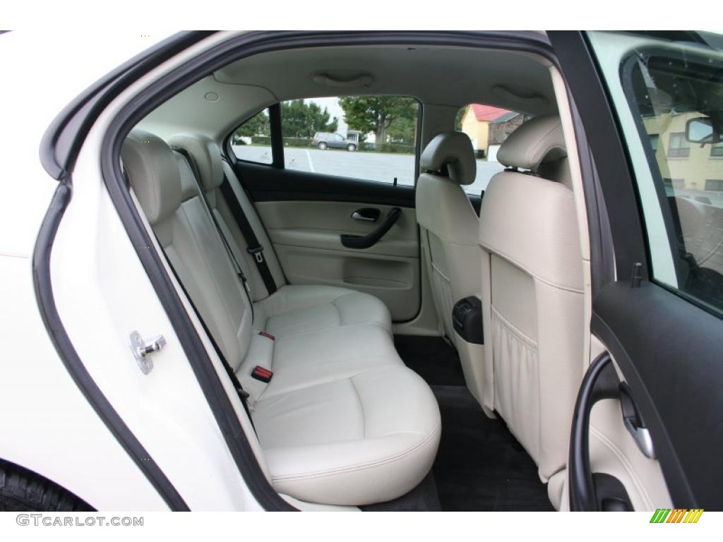 Parchment Interior 2004 Saab 9-3 Linear Sedan Photo #38318719