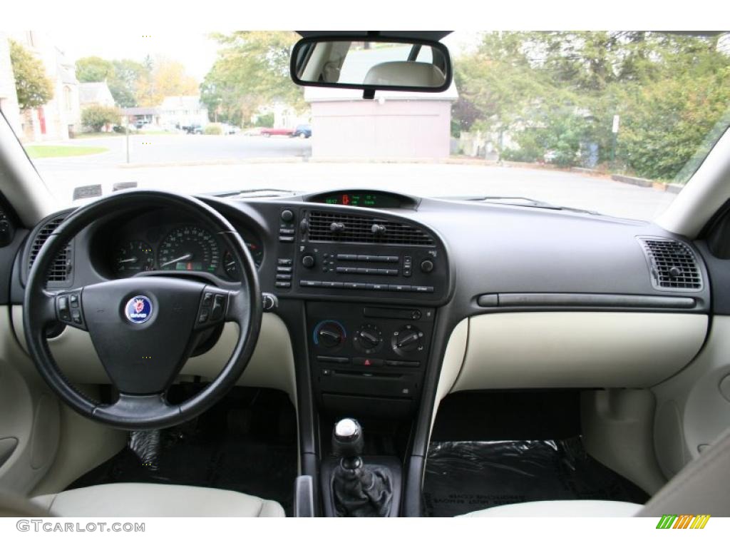 2004 Saab 9-3 Linear Sedan Parchment Dashboard Photo #38318731