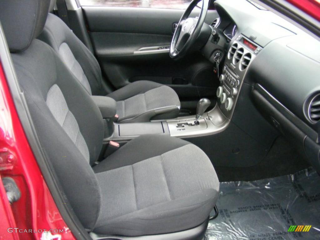 Black Interior 2004 Mazda MAZDA6 s Sedan Photo #38319587