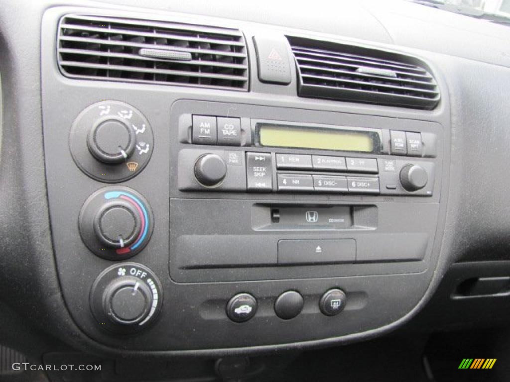 2001 Honda Civic DX Coupe Controls Photo #38320087