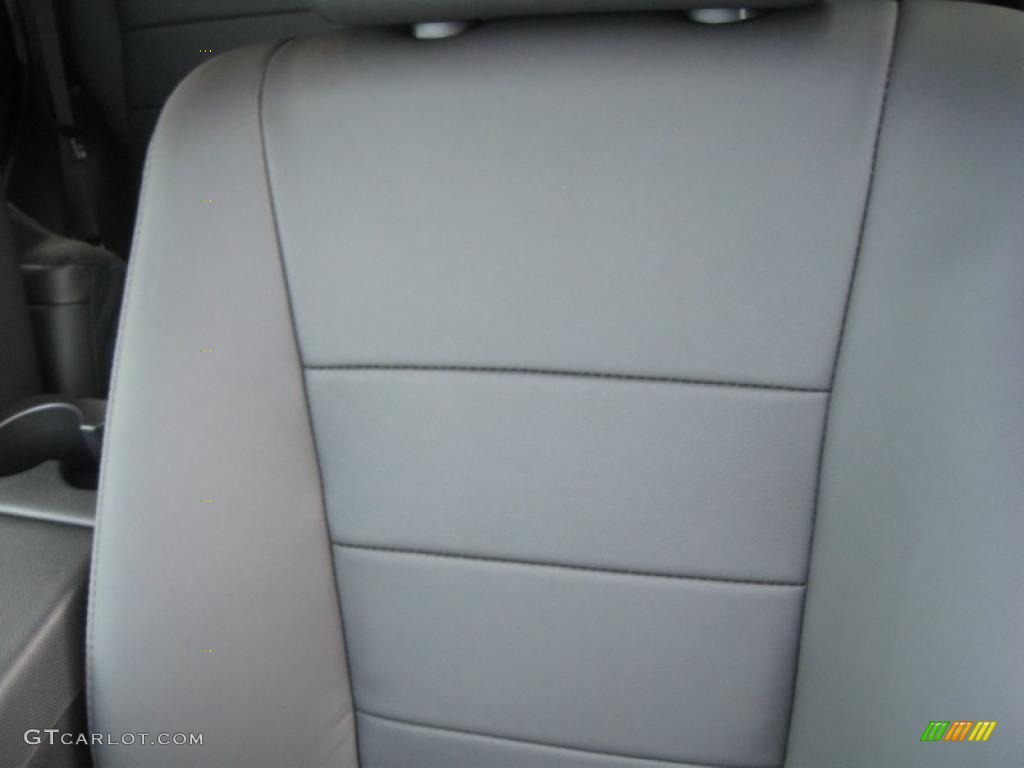 2011 Escape XLT V6 4WD - Gold Leaf Metallic / Charcoal Black photo #8
