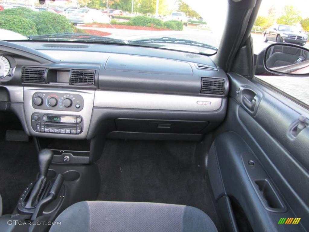 2005 Sebring GTC Convertible - Deep Red Pearl / Dark Slate Gray photo #17