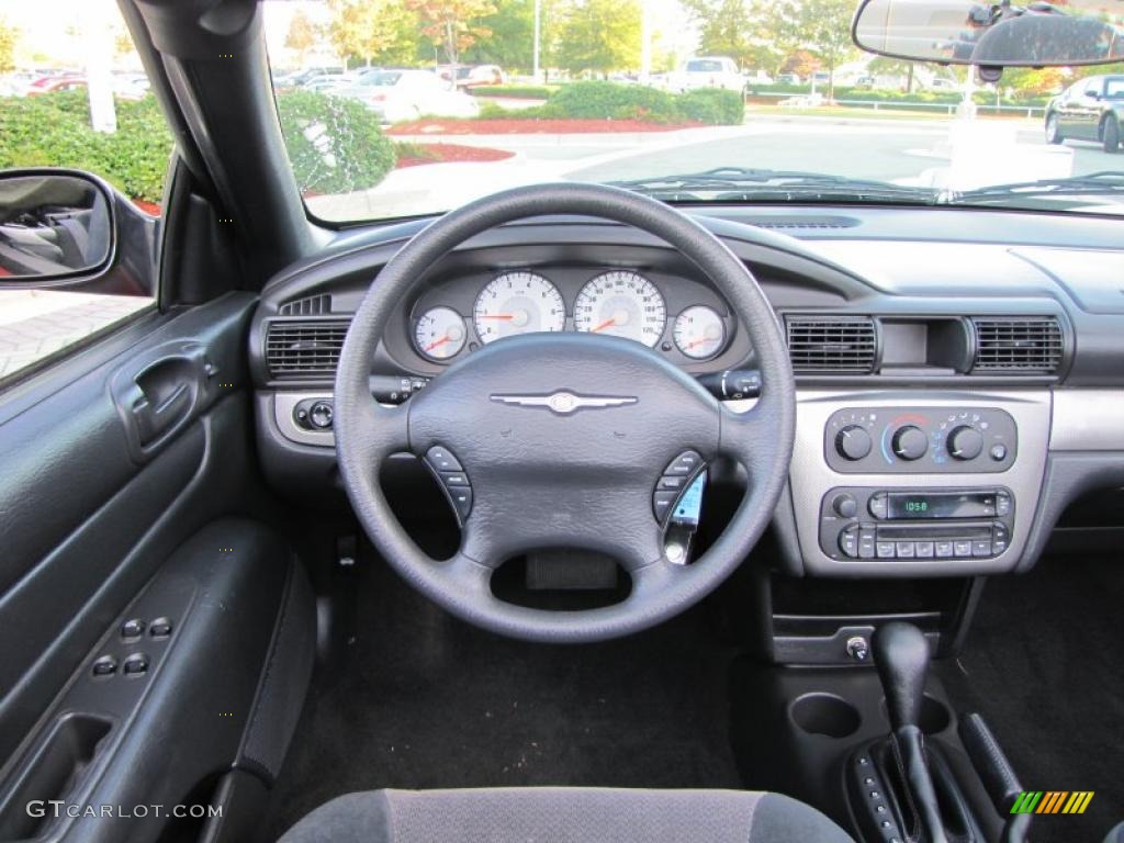 2005 Chrysler Sebring GTC Convertible Dark Slate Gray Steering Wheel Photo #38321247