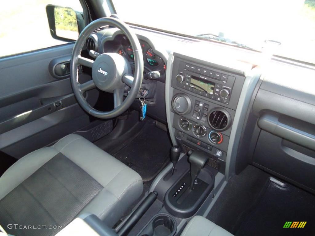 Dark Slate Gray/Medium Slate Gray Interior 2009 Jeep Wrangler Unlimited X 4x4 Photo #38324579