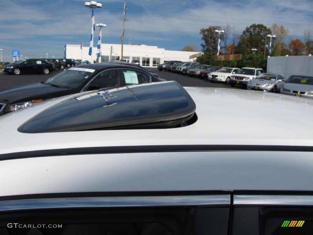 2007 Accord EX-L V6 Sedan - Taffeta White / Ivory photo #9