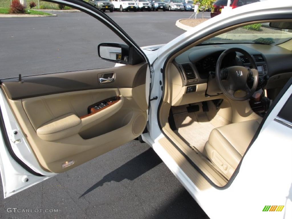 2007 Accord EX-L V6 Sedan - Taffeta White / Ivory photo #11