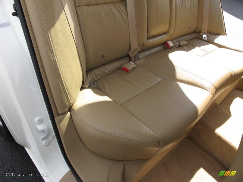 2007 Accord EX-L V6 Sedan - Taffeta White / Ivory photo #14