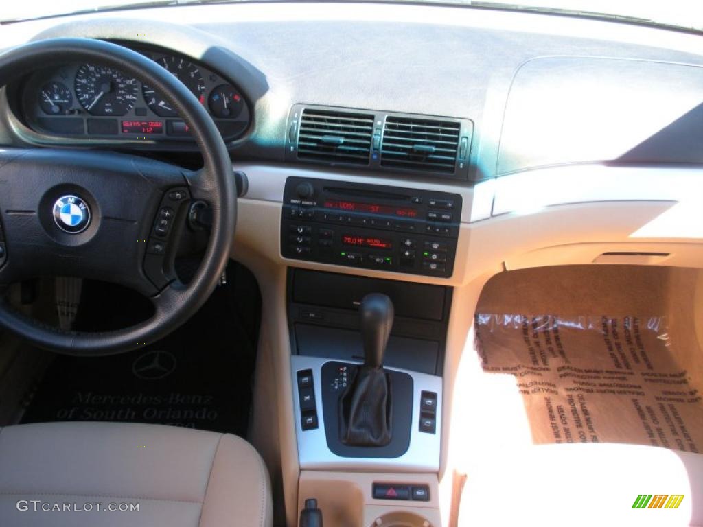 2004 3 Series 325i Sedan - Alpine White / Sand photo #17