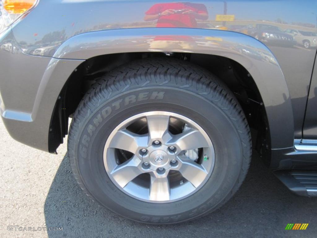 2011 Toyota 4Runner SR5 Wheel Photo #38326339