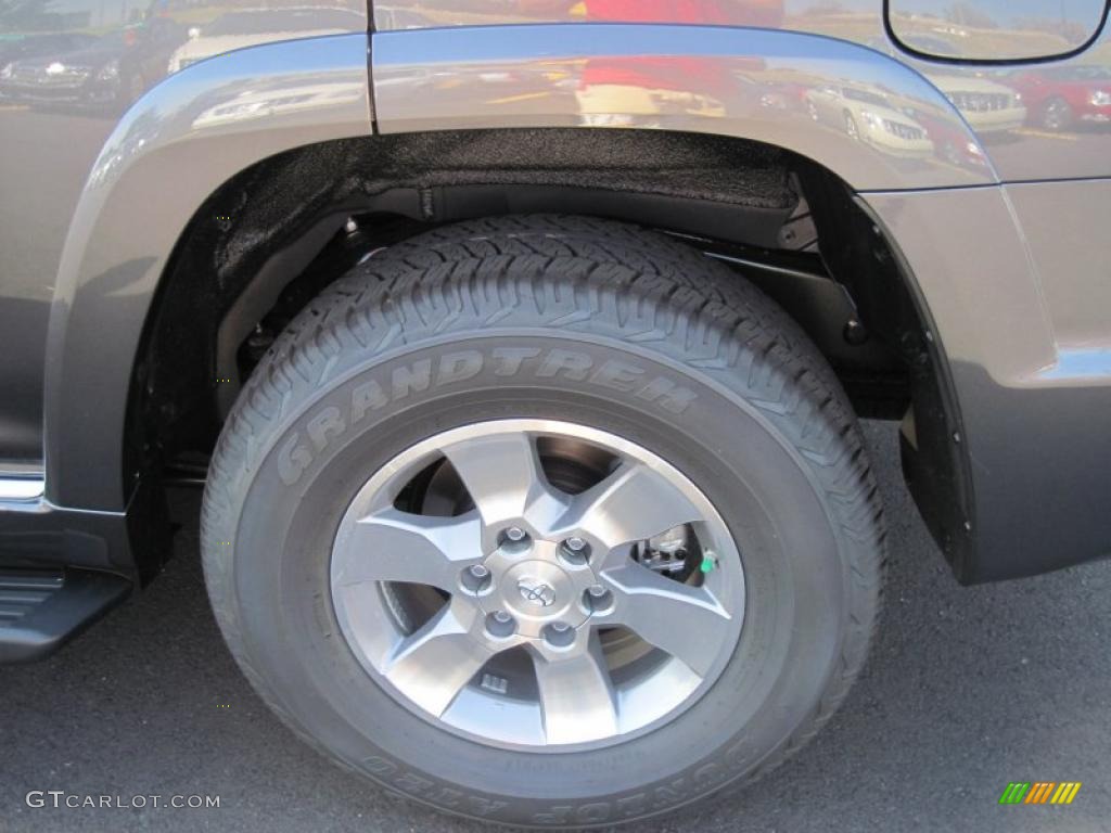 2011 Toyota 4Runner SR5 Wheel Photo #38326355