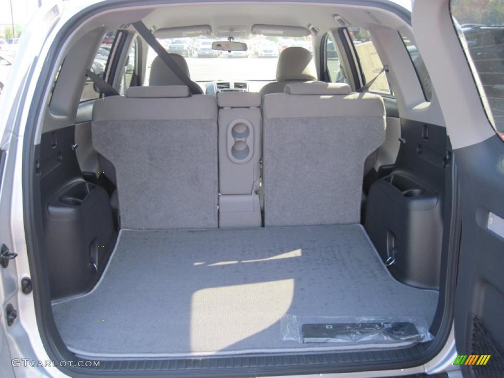 2011 Toyota RAV4 I4 Trunk Photo #38326710