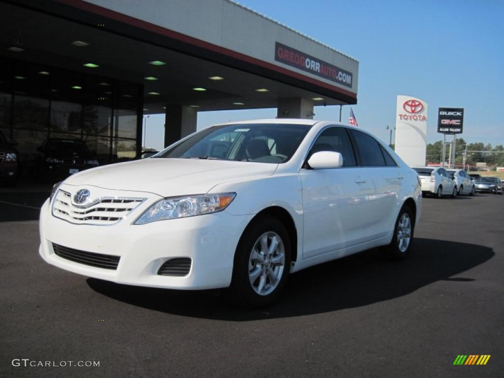 Super White Toyota Camry