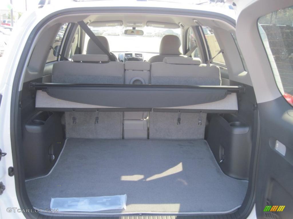 2011 Toyota RAV4 I4 Trunk Photo #38328319