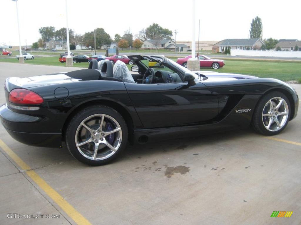 2010 Viper SRT10 Roanoke Dodge Edition - Viper Black/Purple / Black photo #27