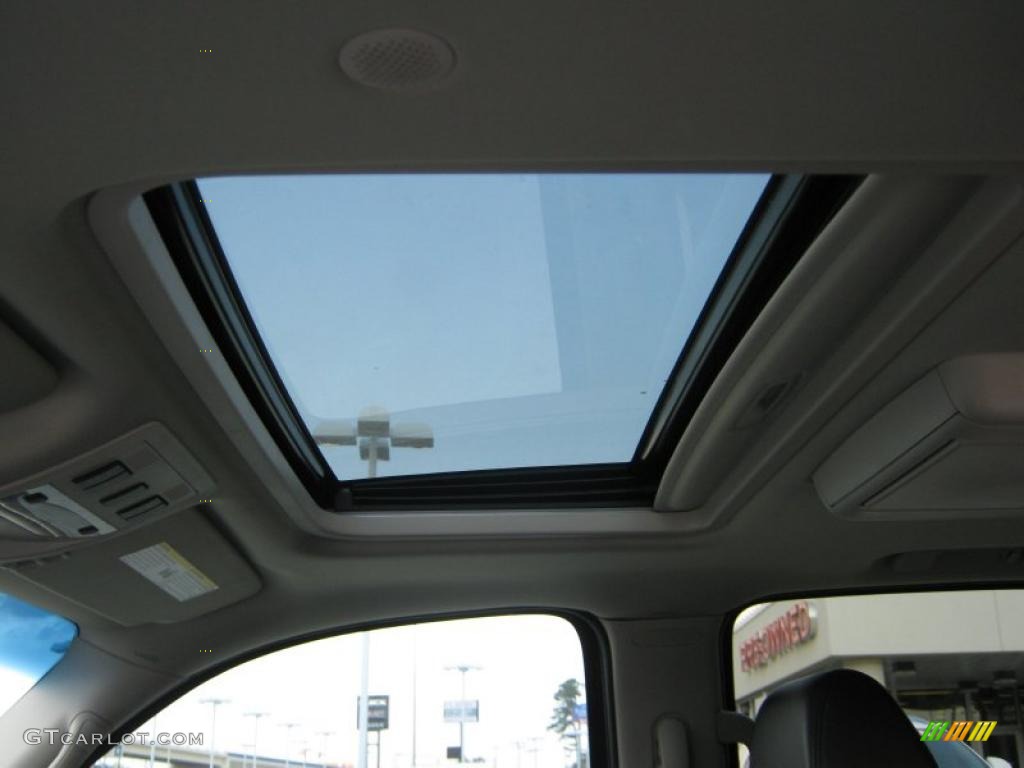 2007 Tahoe Z71 4x4 - Summit White / Ebony photo #13