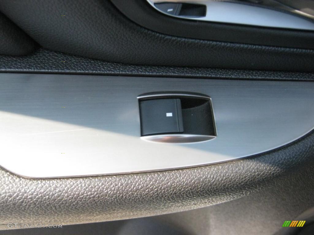 2007 Tahoe Z71 4x4 - Summit White / Ebony photo #24