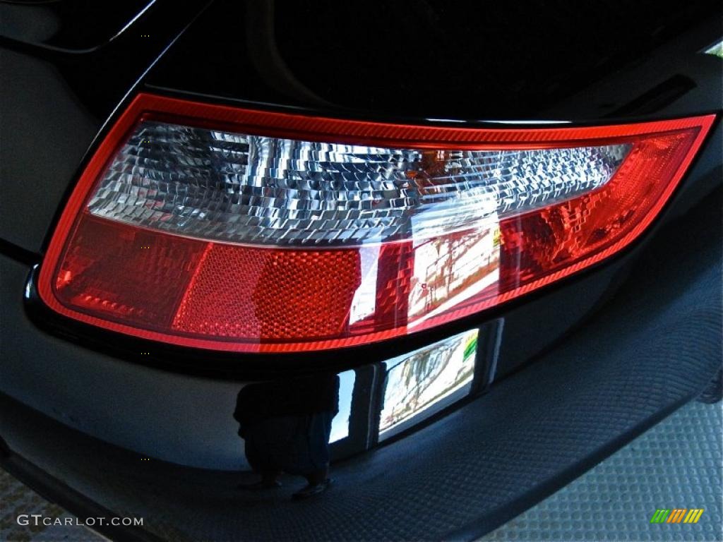 2005 911 Carrera Coupe - Black / Sand Beige photo #21