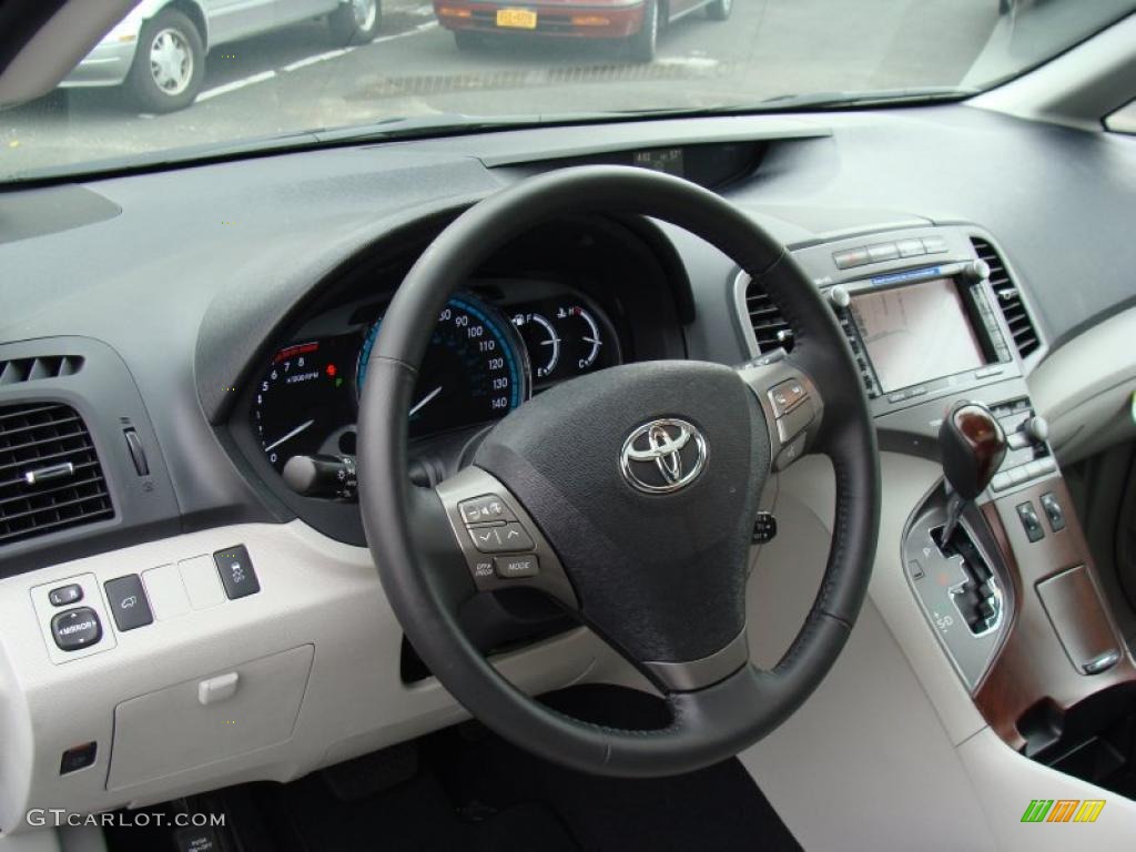 Gray Interior 2010 Toyota Venza V6 AWD Photo #38339744
