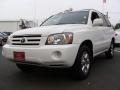 Super White - Highlander V6 4WD Photo No. 3