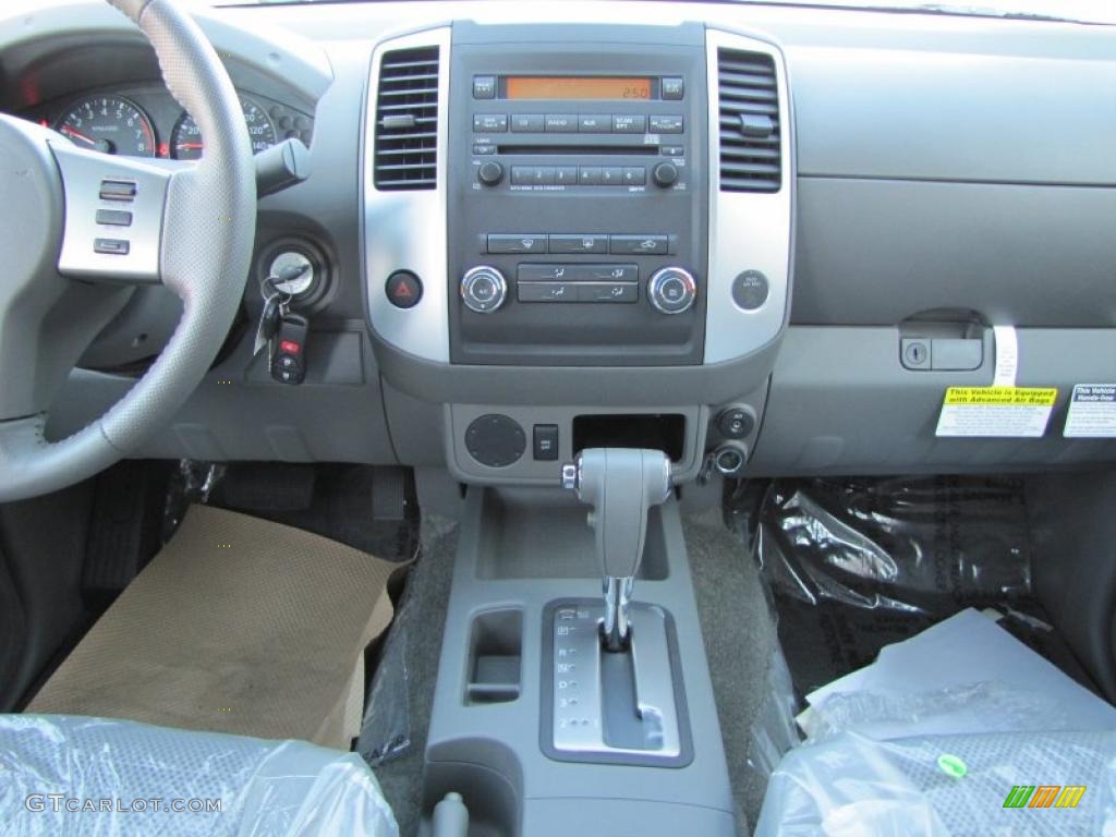 2011 Nissan Frontier SV Crew Cab Steel Dashboard Photo #38343081