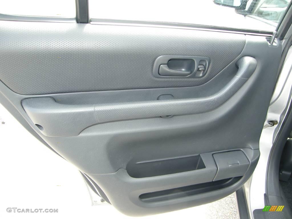2001 CR-V LX - Satin Silver Metallic / Dark Gray photo #23