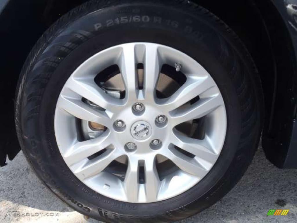 2011 Nissan Altima 2.5 S Wheel Photo #38344325