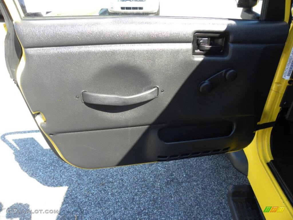 2004 Wrangler X 4x4 - Solar Yellow / Dark Slate Gray photo #6