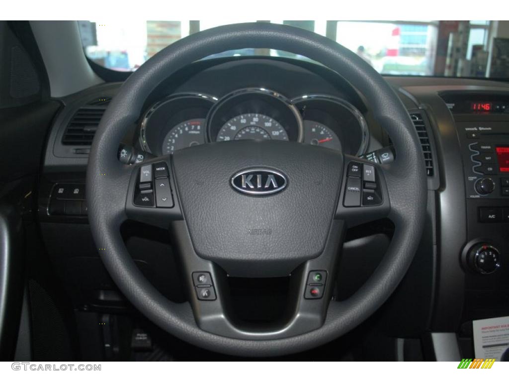 2011 Kia Sorento LX V6 Black Steering Wheel Photo #38346982