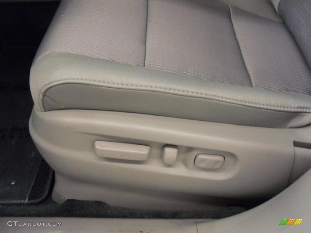 Gray Interior 2011 Honda Pilot EX Photo #38348514
