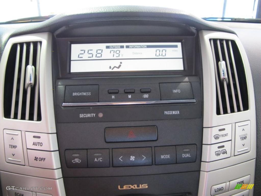 2004 Lexus RX 330 Controls Photo #38351342