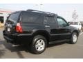 Black - 4Runner SR5 4x4 Photo No. 2