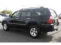 Black - 4Runner SR5 4x4 Photo No. 4