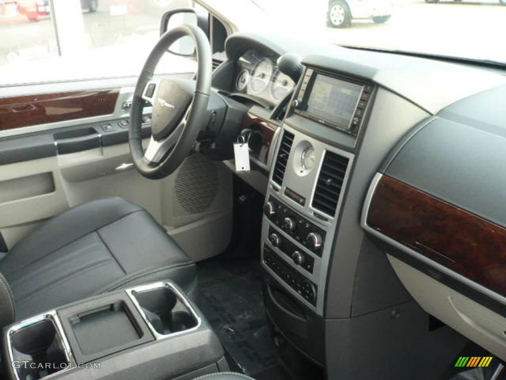 Dark Slate Gray/Light Shale Interior 2010 Chrysler Town & Country Touring Photo #38353278