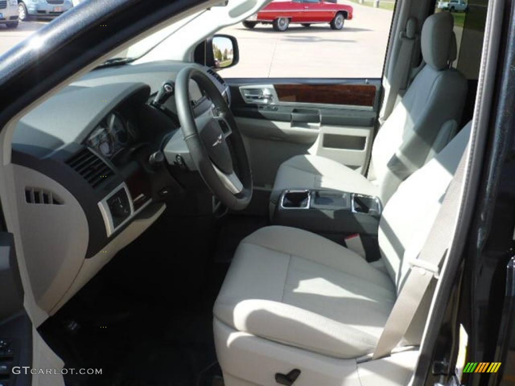 Dark Slate Gray/Light Shale Interior 2010 Chrysler Town & Country Touring Photo #38353506