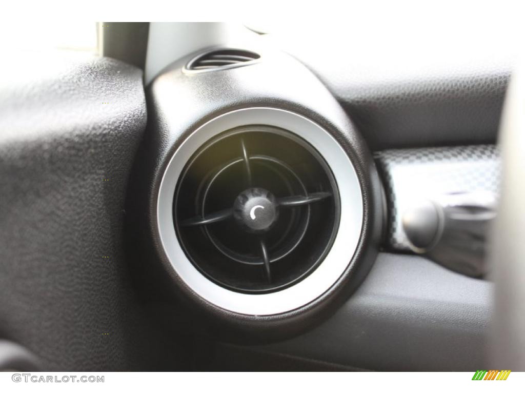 2009 Cooper S Clubman - Pure Silver Metallic / Black/Grey photo #29