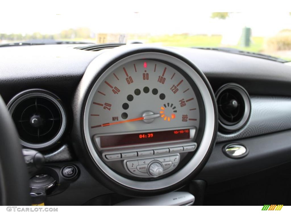 2009 Cooper S Clubman - Pure Silver Metallic / Black/Grey photo #31