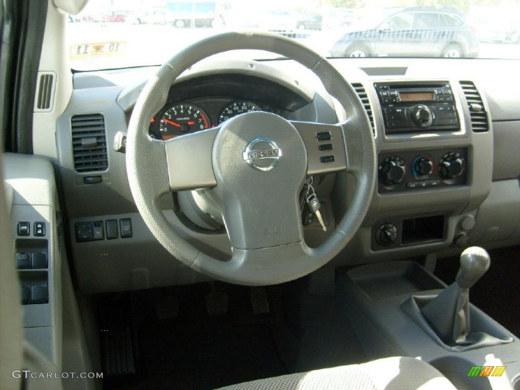 2008 Nissan Frontier SE Crew Cab 4x4 Beige Dashboard Photo #38354250