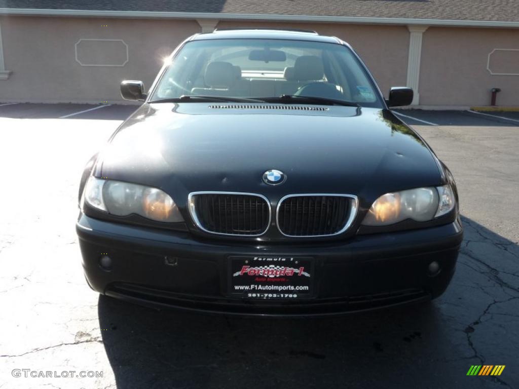 2002 3 Series 325i Sedan - Jet Black / Sand photo #7