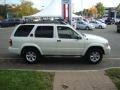 Glacier White Pearl - Pathfinder SE 4x4 Photo No. 6
