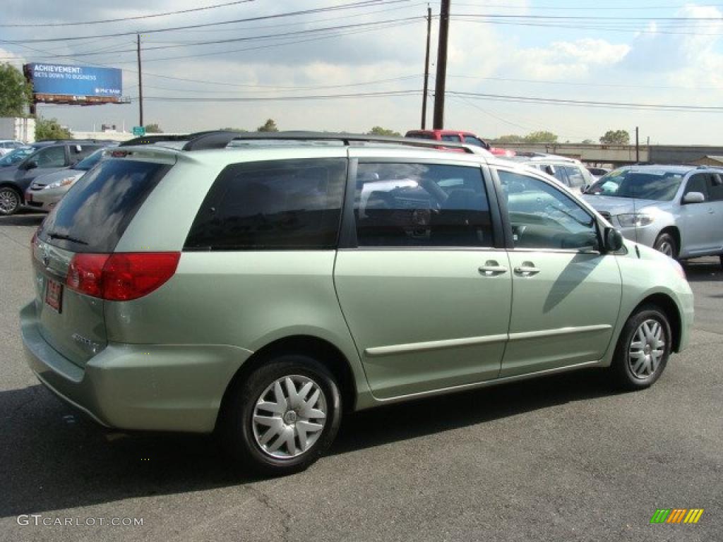 2008 Sienna CE - Silver Pine Mica / Fawn photo #4