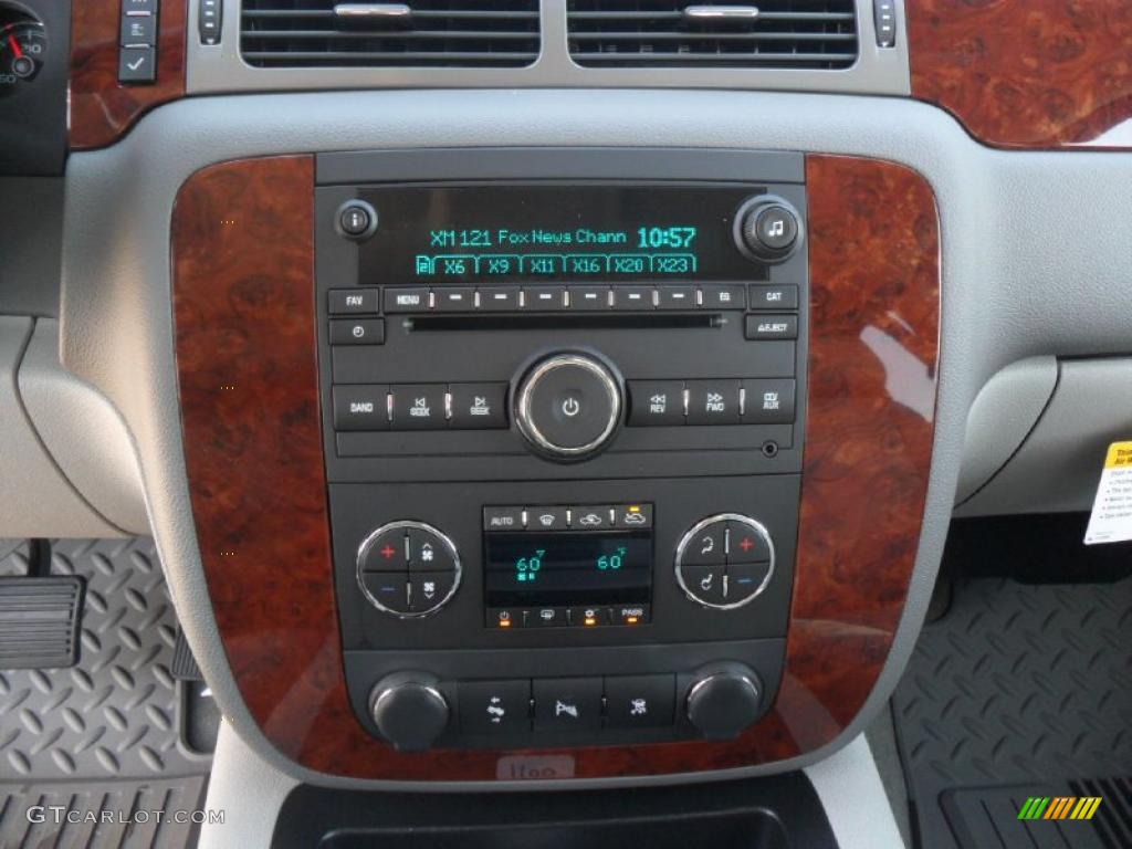 2010 Chevrolet Silverado 1500 LTZ Extended Cab 4x4 Controls Photo #38357794