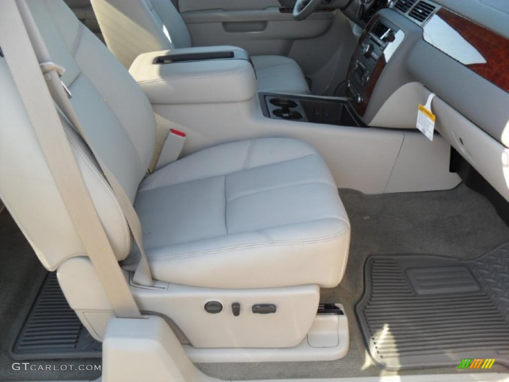 Light Titanium/Ebony Interior 2010 Chevrolet Silverado 1500 LTZ Extended Cab 4x4 Photo #38357890