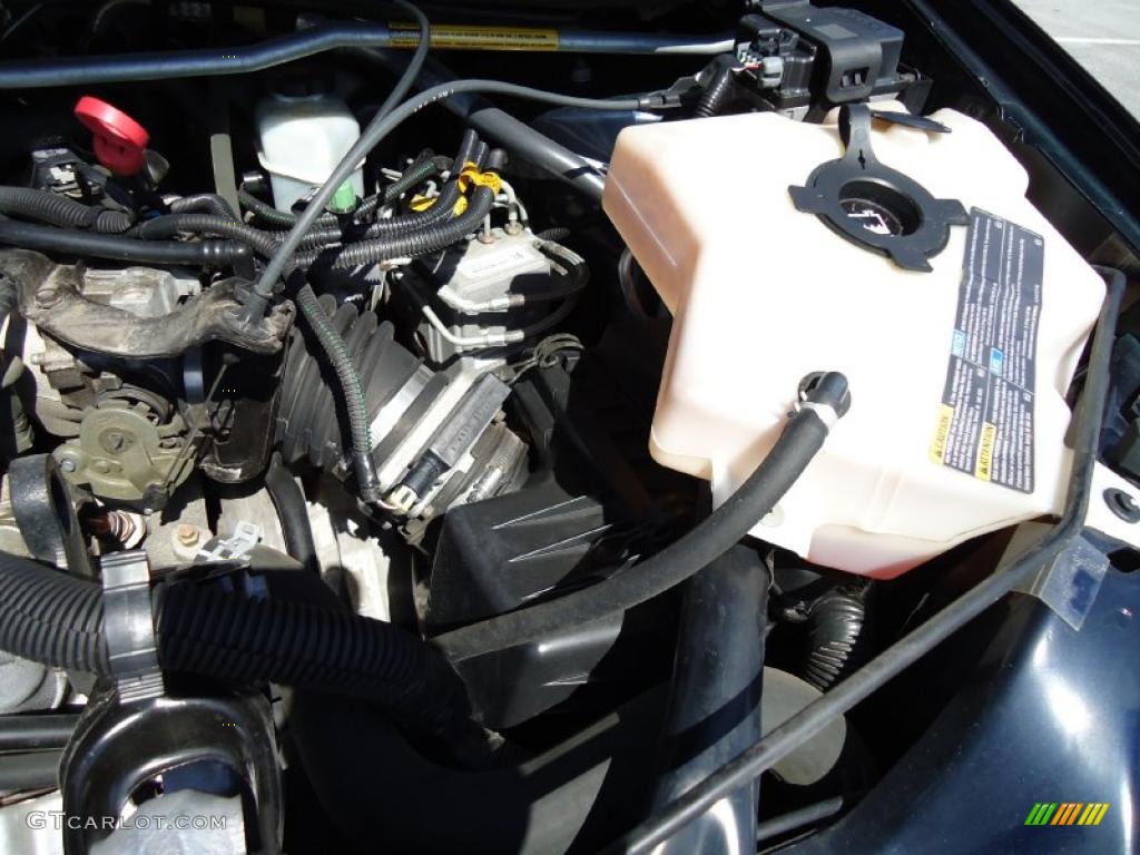 2004 Montana  - Blue Black Metallic / Taupe photo #25