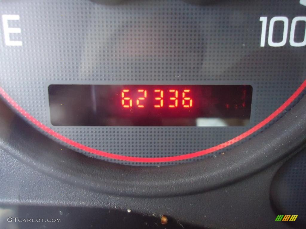 2004 Montana  - Blue Black Metallic / Taupe photo #29